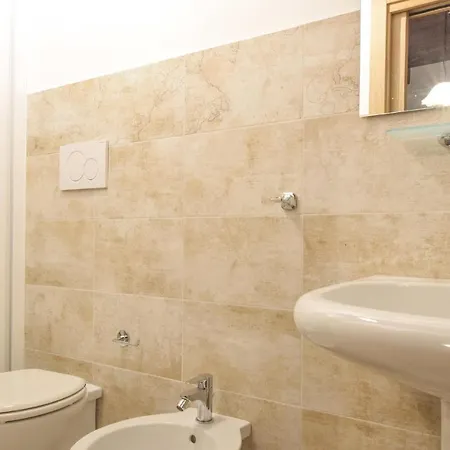 Awesome In With Kitchen Apartment Gaggi